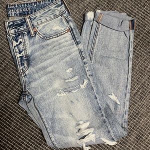 American Eagle Tom girl style jeans